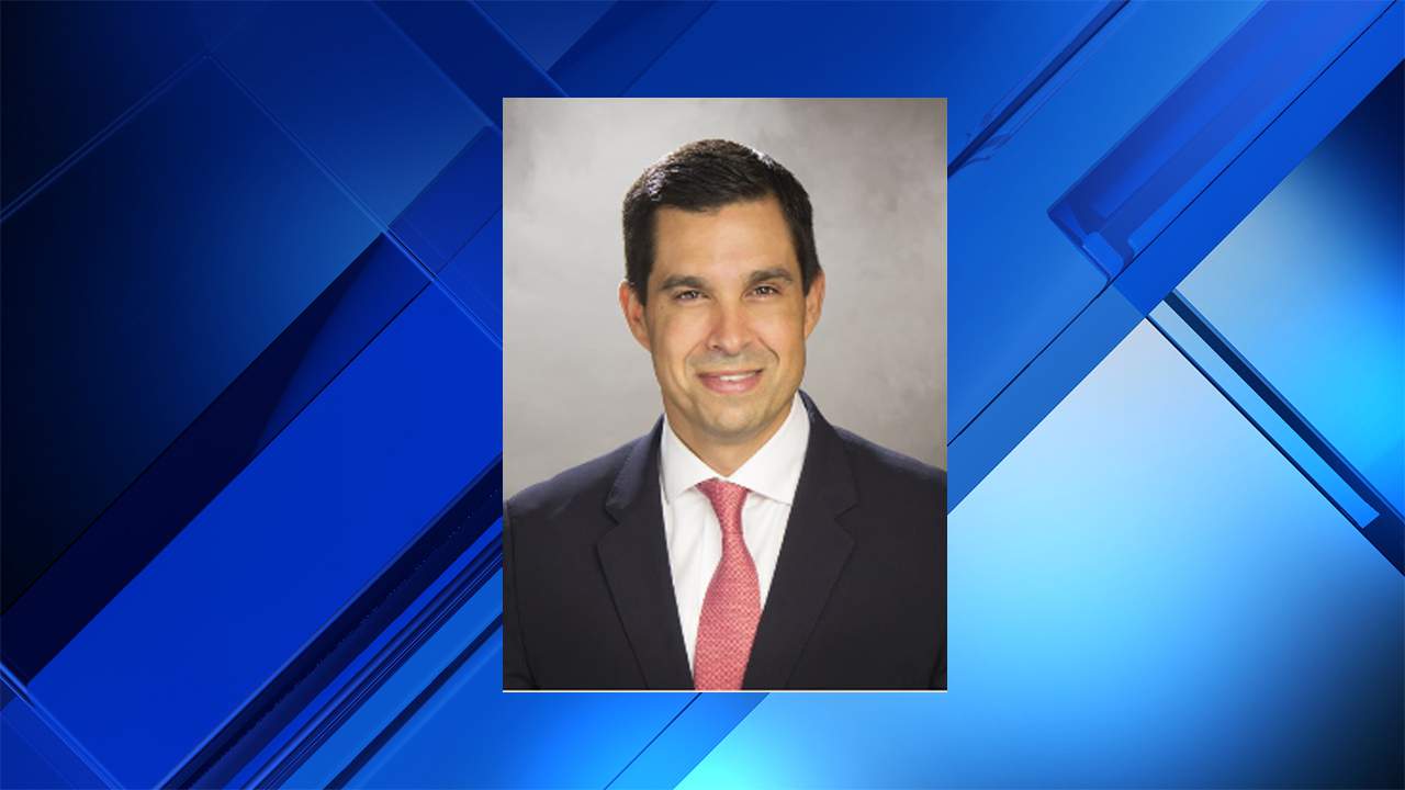 Coral Gables elects Vince Lago as city’s new mayor