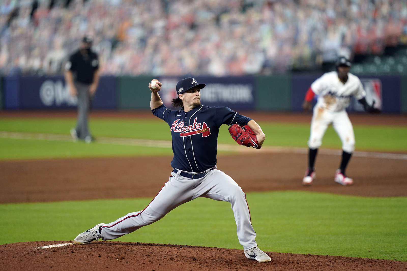 Wright, d'Arnaud lead Braves to sweep Marlins, reach NLCS