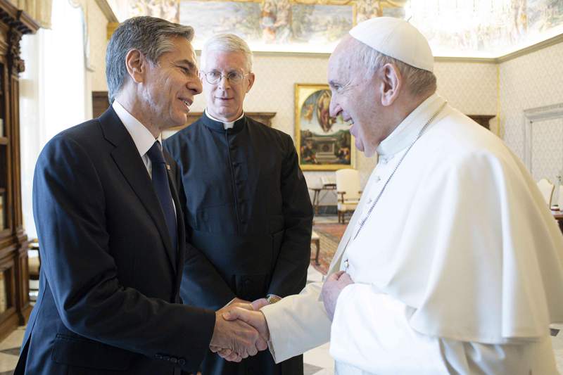 Pope voices 'affection' for Americans as he meets Blinken
