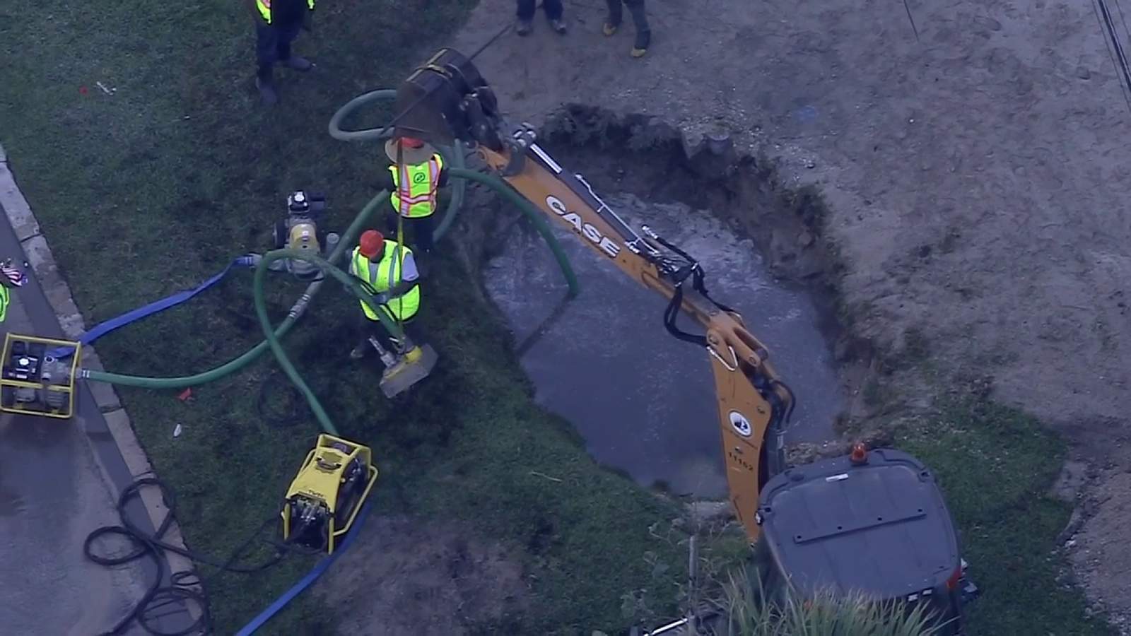 Water service restored to all properties following water main break on Fort Lauderdale Beach