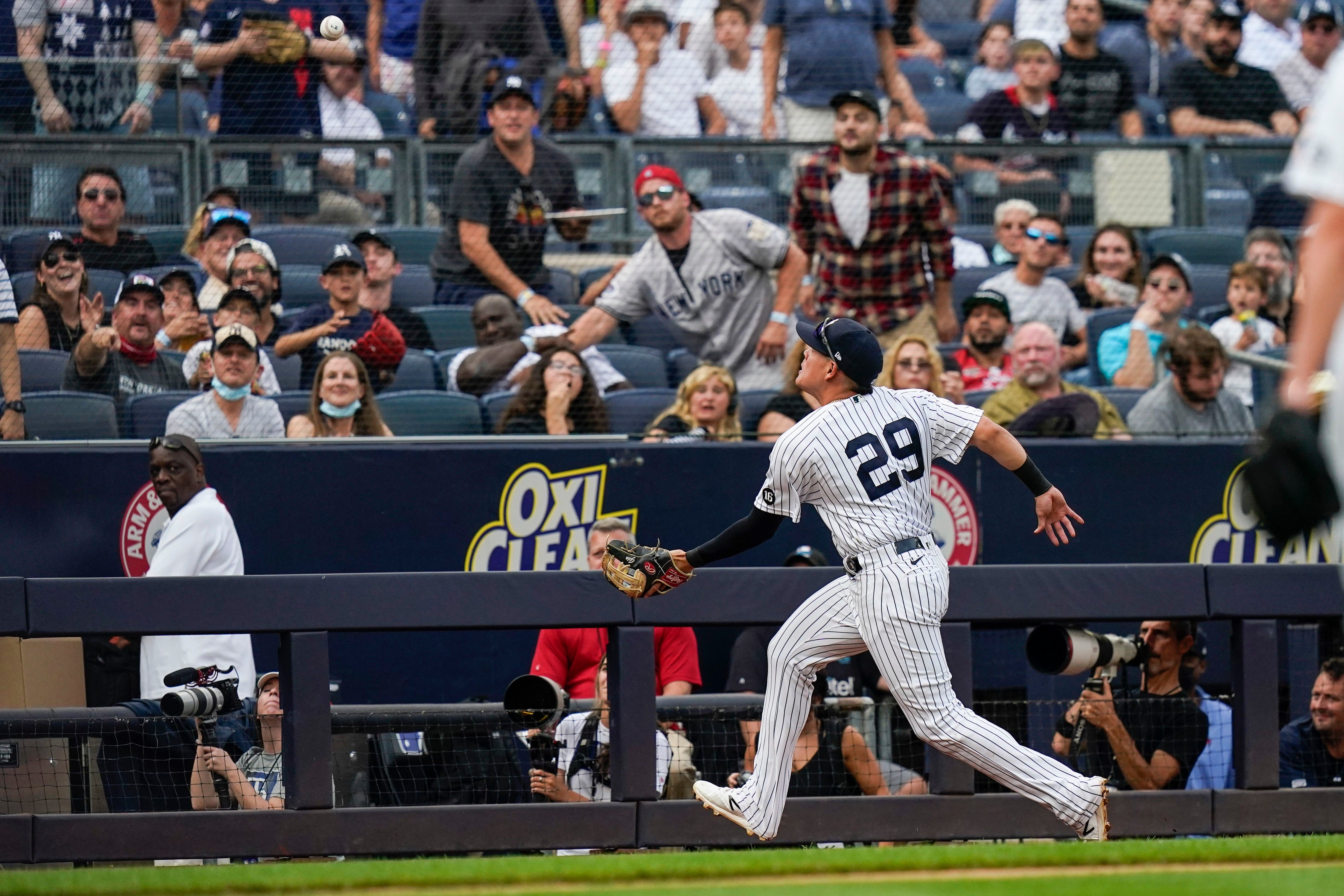 Judge delivers in 9th, Yanks clinch playoff spot in final AB