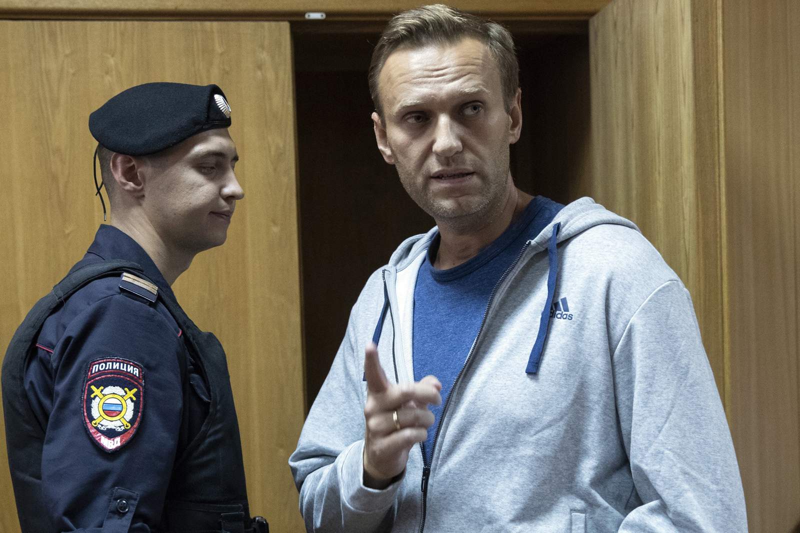 Kremlin: Navalny poisoning accusations 'empty noise'
