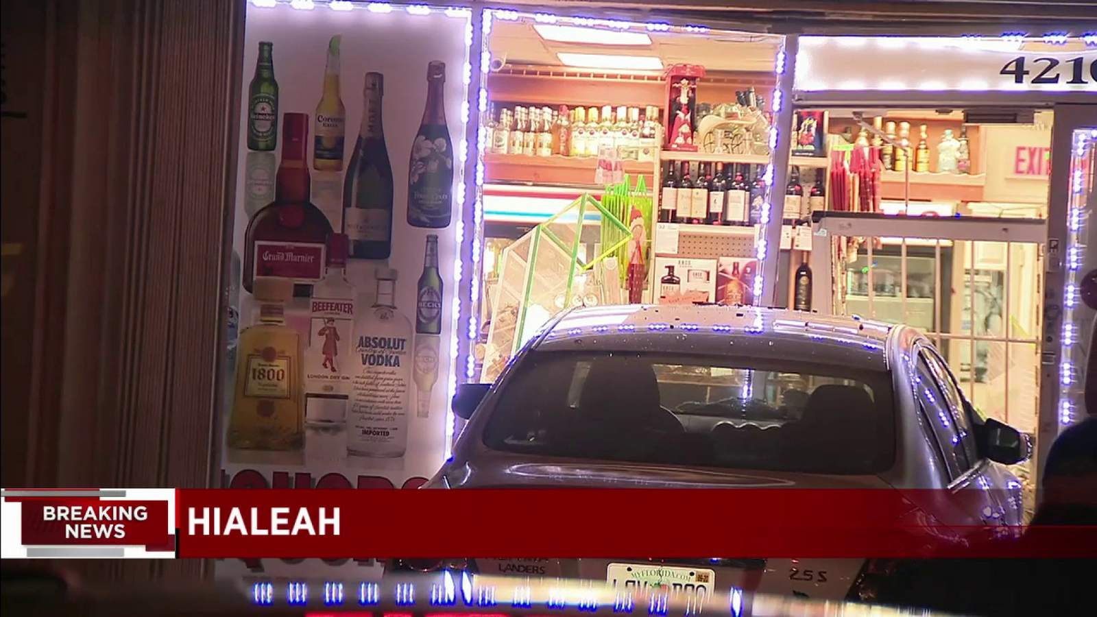 Driver crashes into liquor store in Hialeah