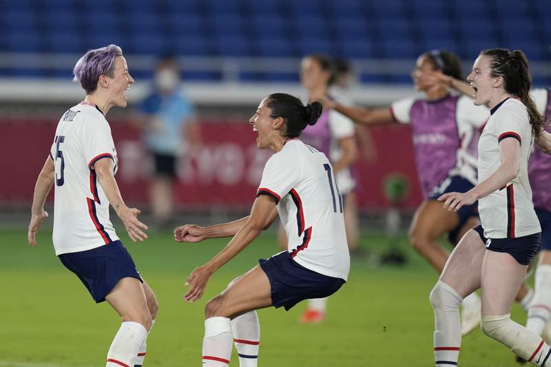 Rapinoe converts and US gets past Netherlands on penalties