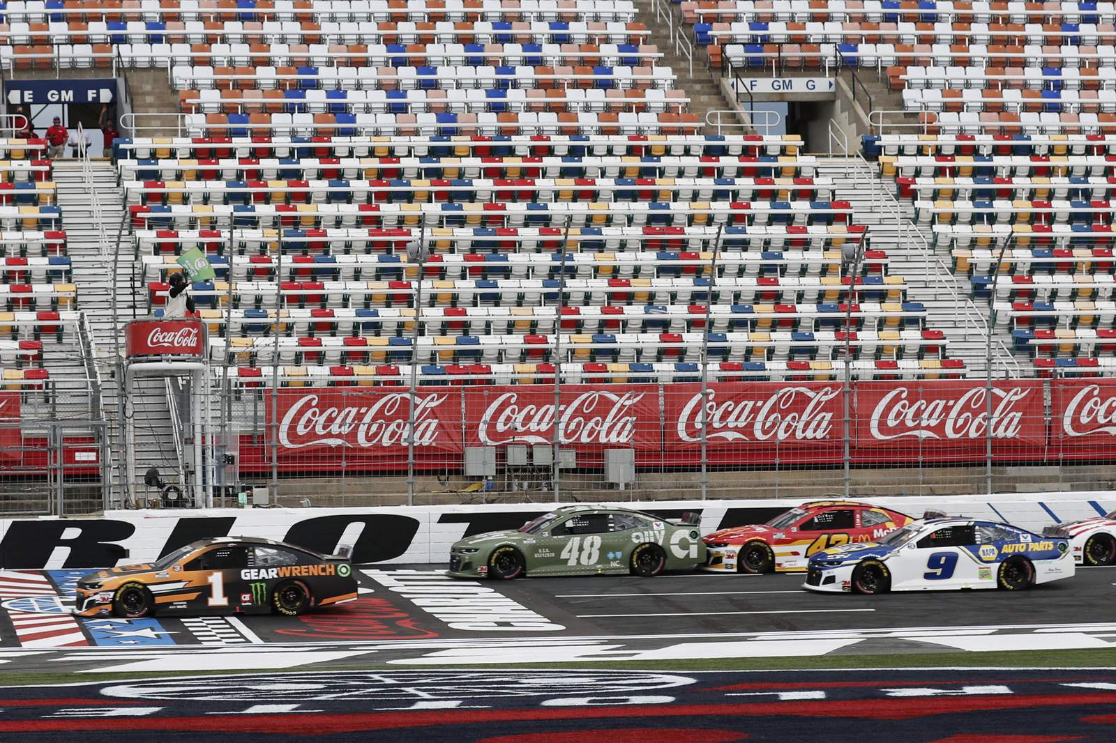 No fans, no problem: Some Coca-Cola 600 fans turn out anyway