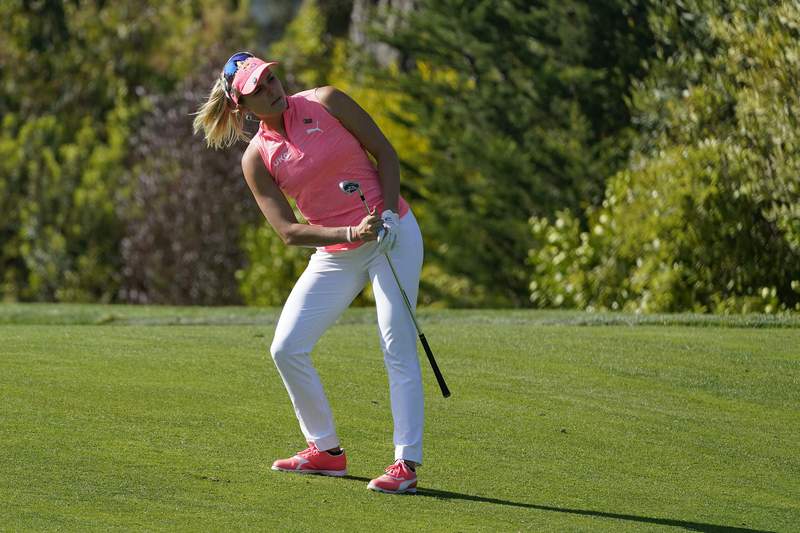 Thompson uses flawless round to take lead at US Women's Open