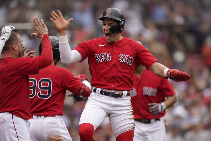 Red Sox end Germán's no-hit bid in 8th, storm past Yanks 5-4