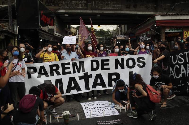 Letal balacera policial en Río da pie a denuncias de abusos