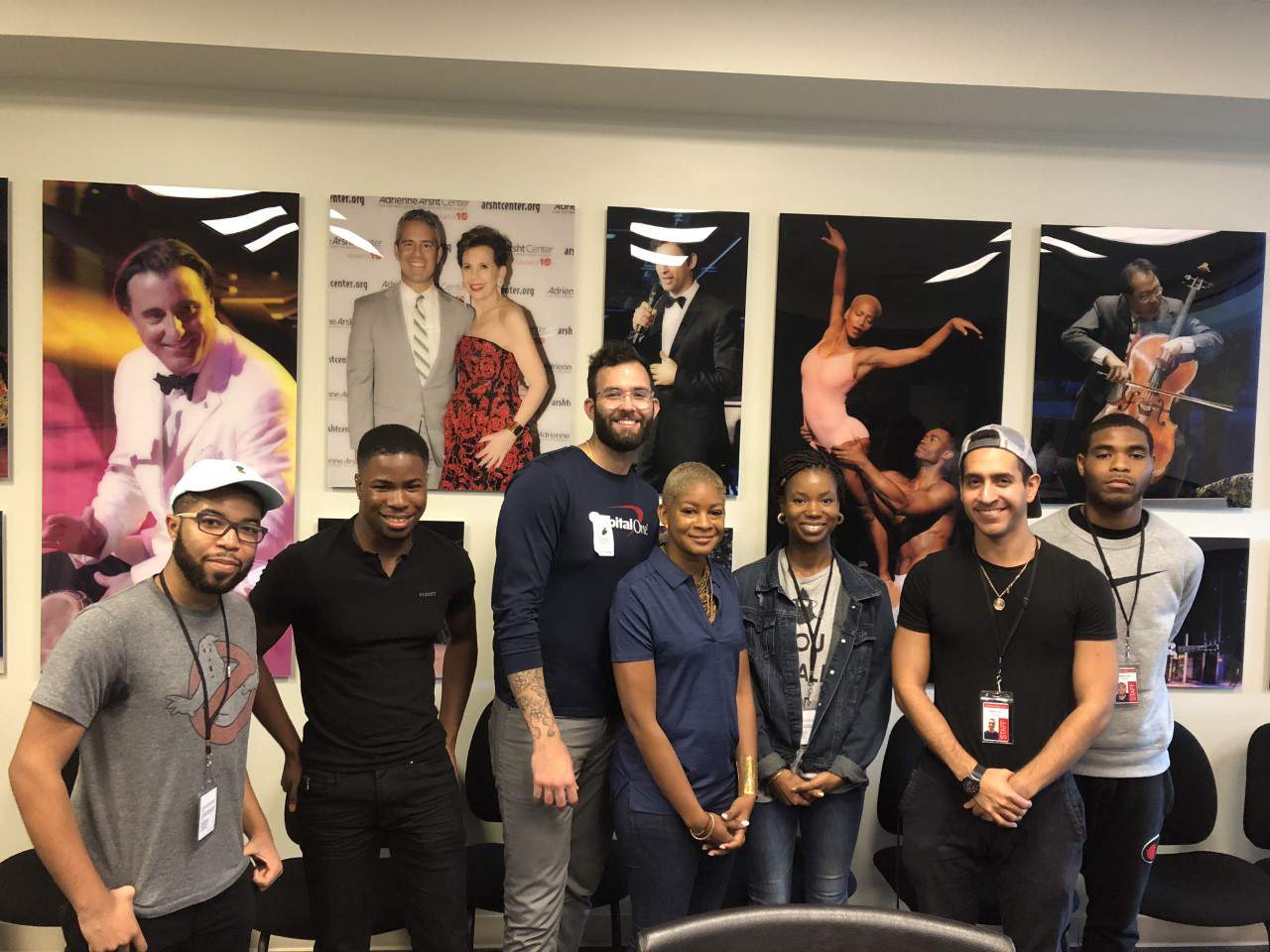 Paid program introduces young minorities to the arts