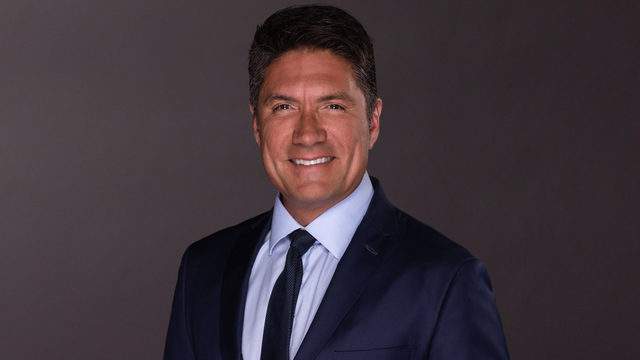 Local 10 News Anchor Louis Aguirre tests negative for coronavirus