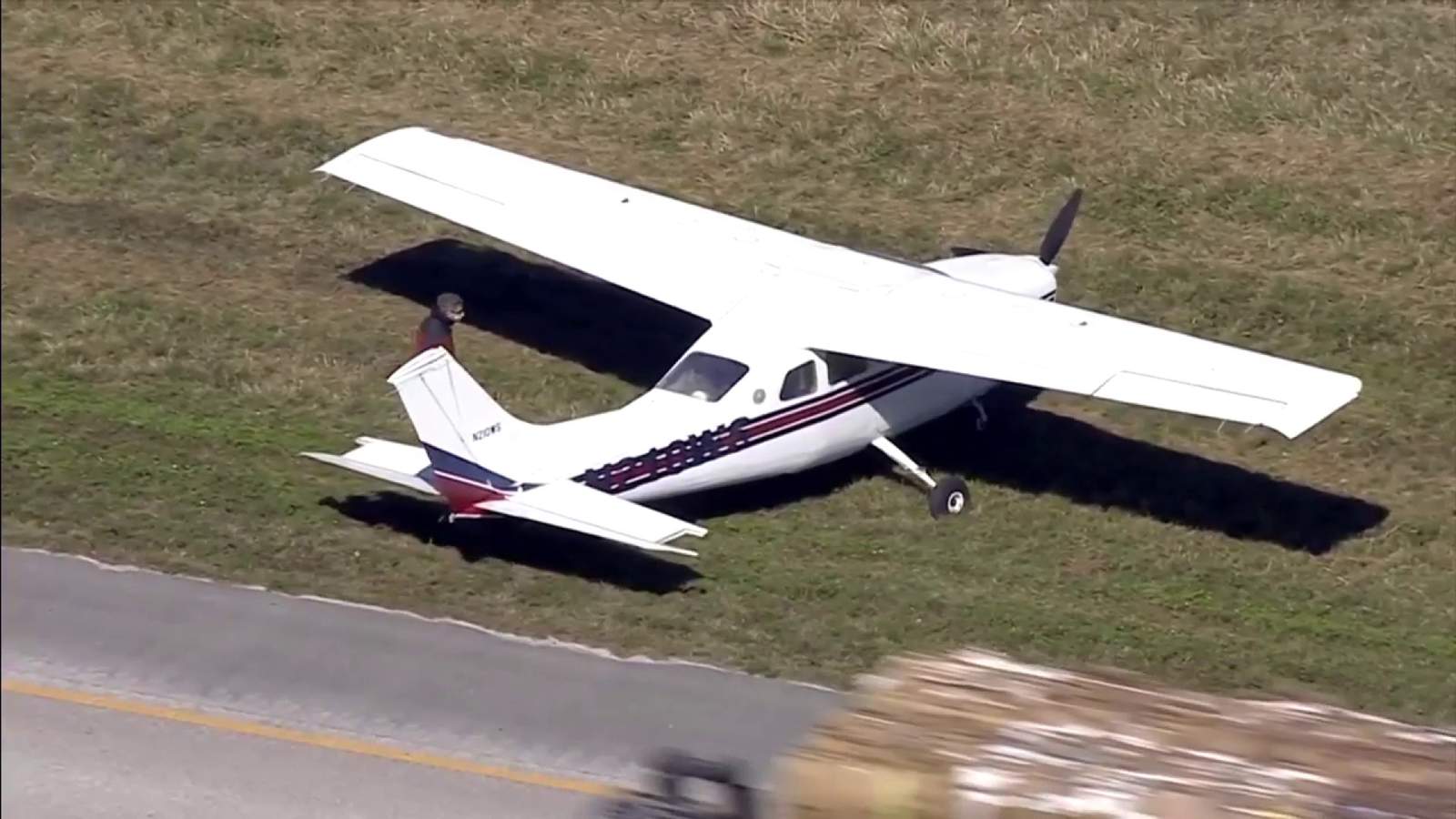 Pilot en route to Key West lands small plane on I-75 in Broward County