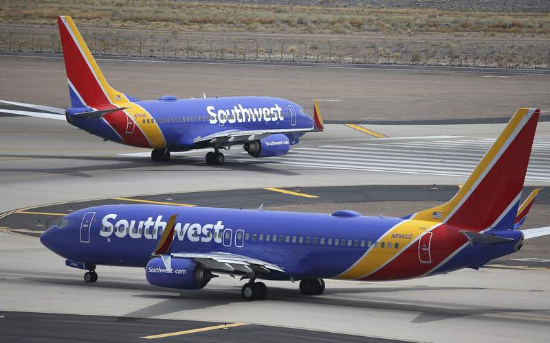 Southwest's president retires suddenly; didn't get CEO job