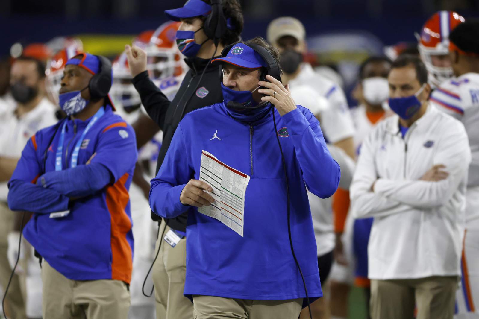 AP source: Florida fires 2 assistants after defensive fiasco