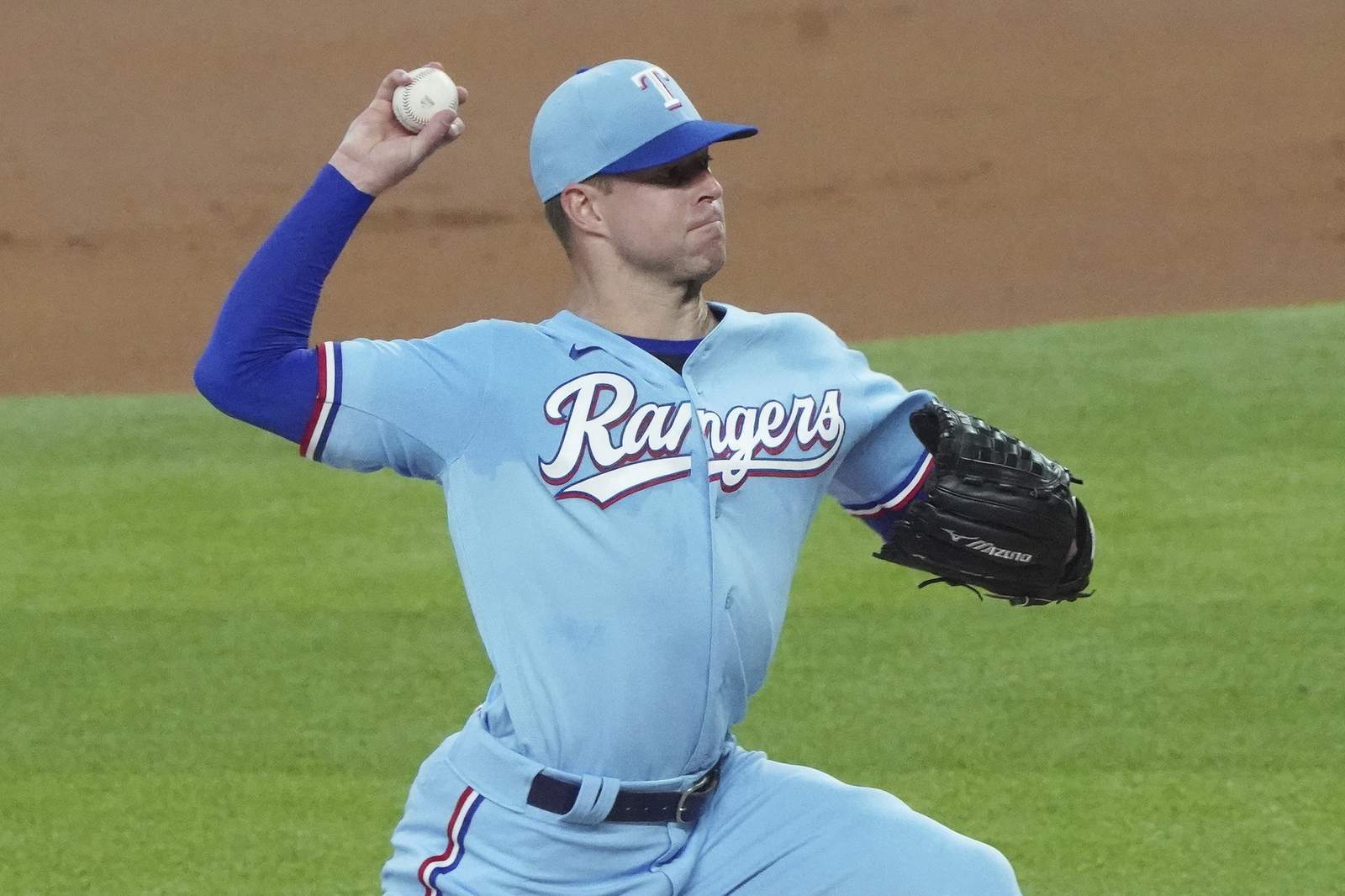 Rangers' Kluber lasts 1 inning in 1st start in 15 months