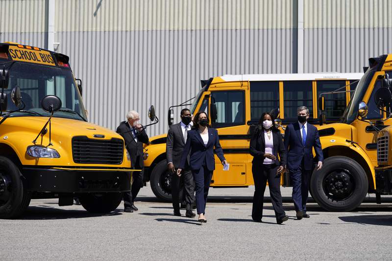 Dems push $25B for electric school buses, a Biden priority