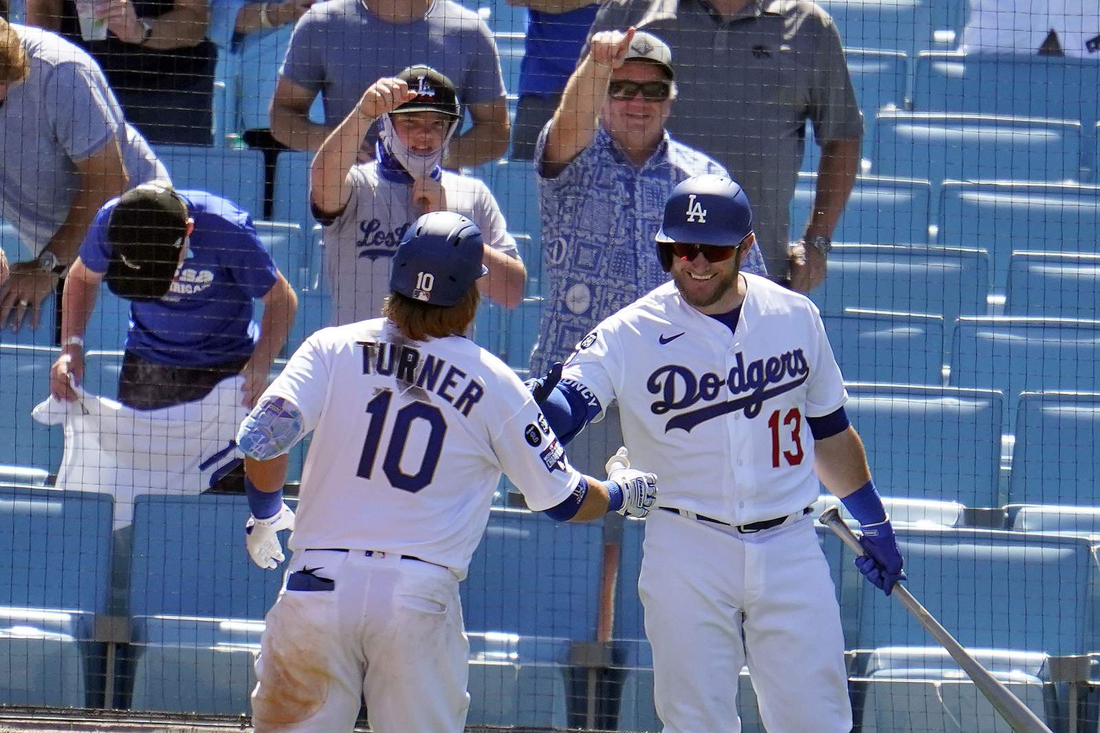 Turner homers, Dodgers beat Nats 1-0 on champs' ring day