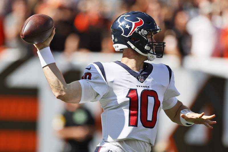 Taylor day to day with injury for Texans; Watson won't play