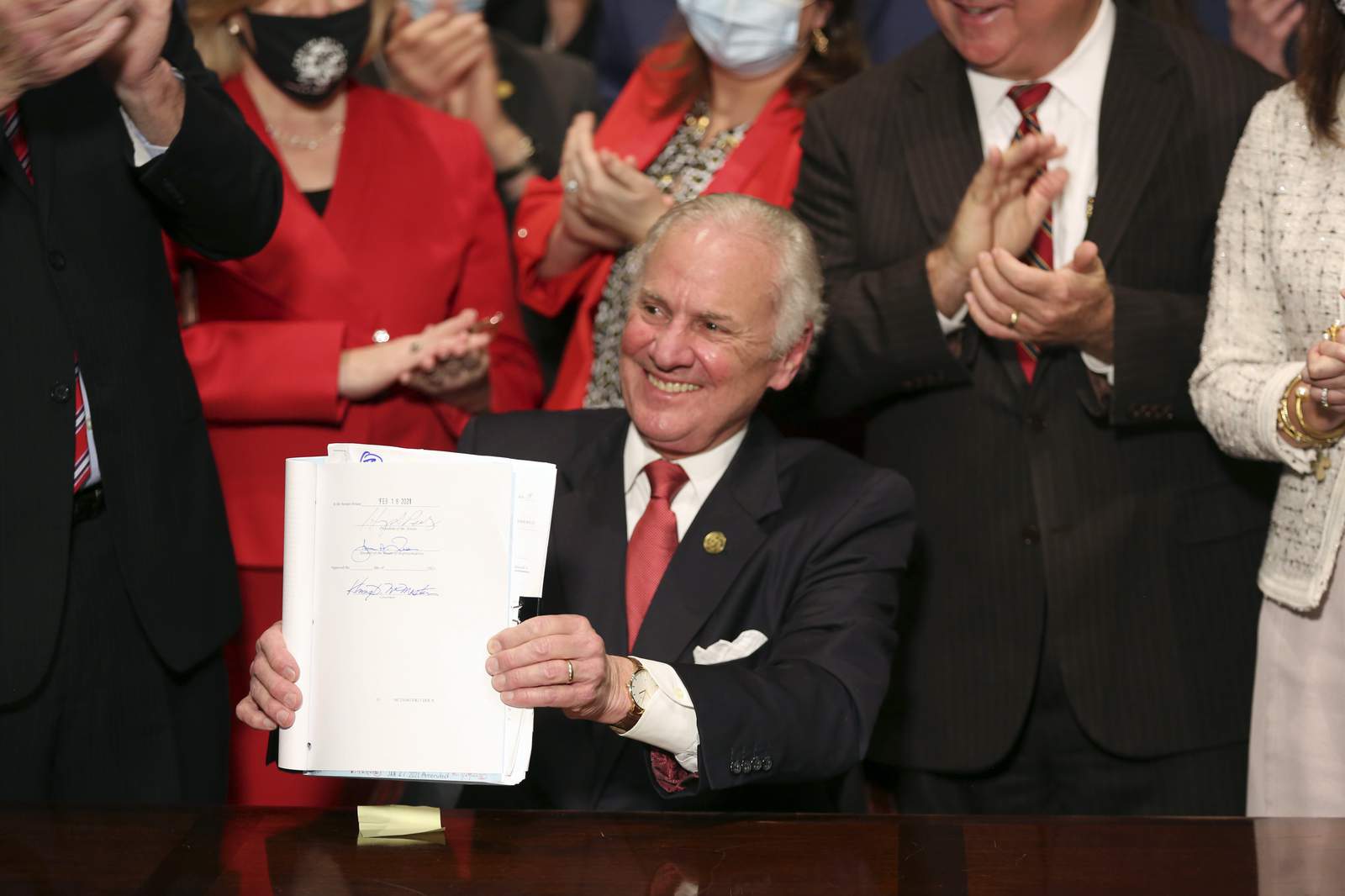 South Carolina abortion law suspended 1 day after passage