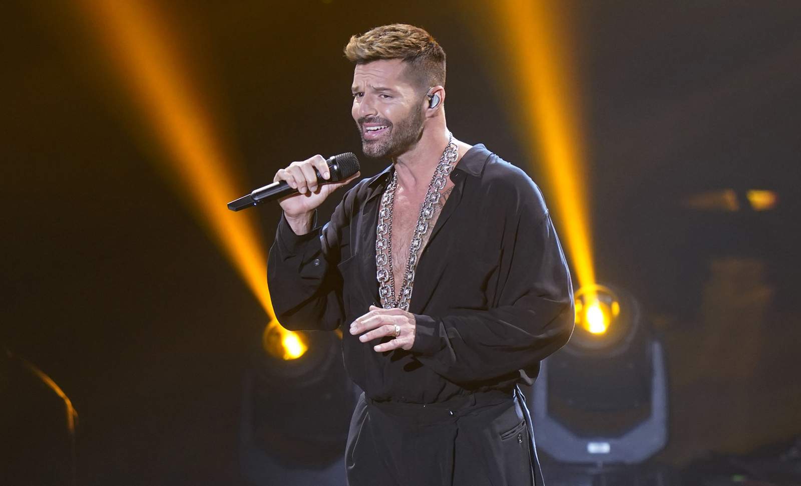 Singer Ricky Martin joins efforts to build Pulse memorial