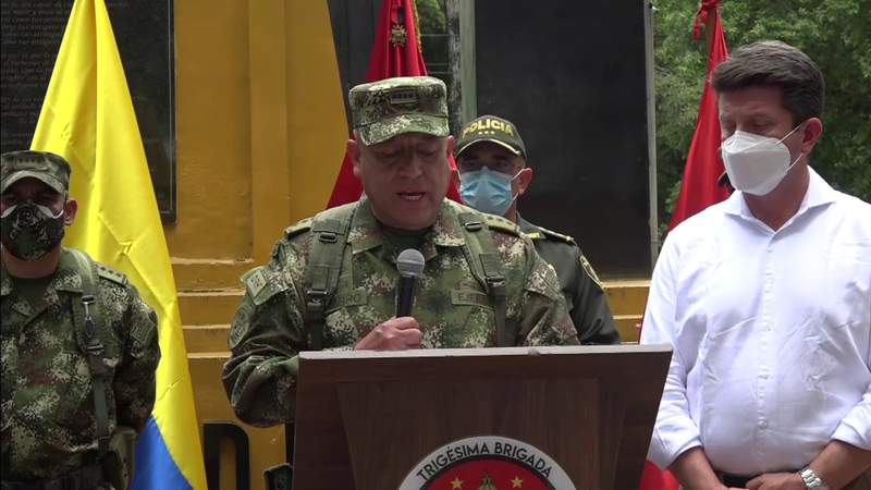 Colombia attributes car bomb attack near Venezuela to leftist guerrilla
