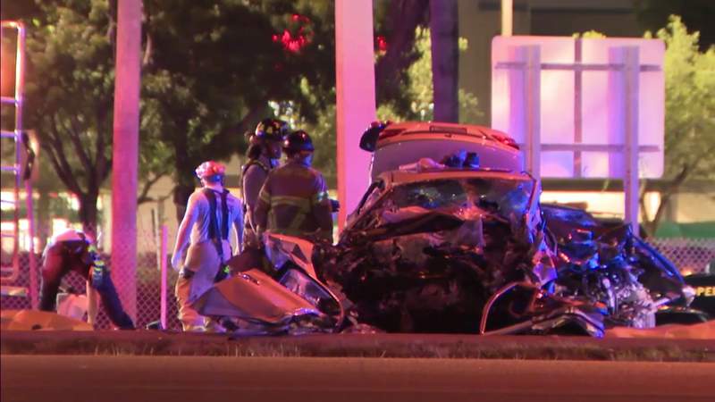 Head-on crash kills 3, injures 1 on Okeechobee Road in Hialeah Gardens