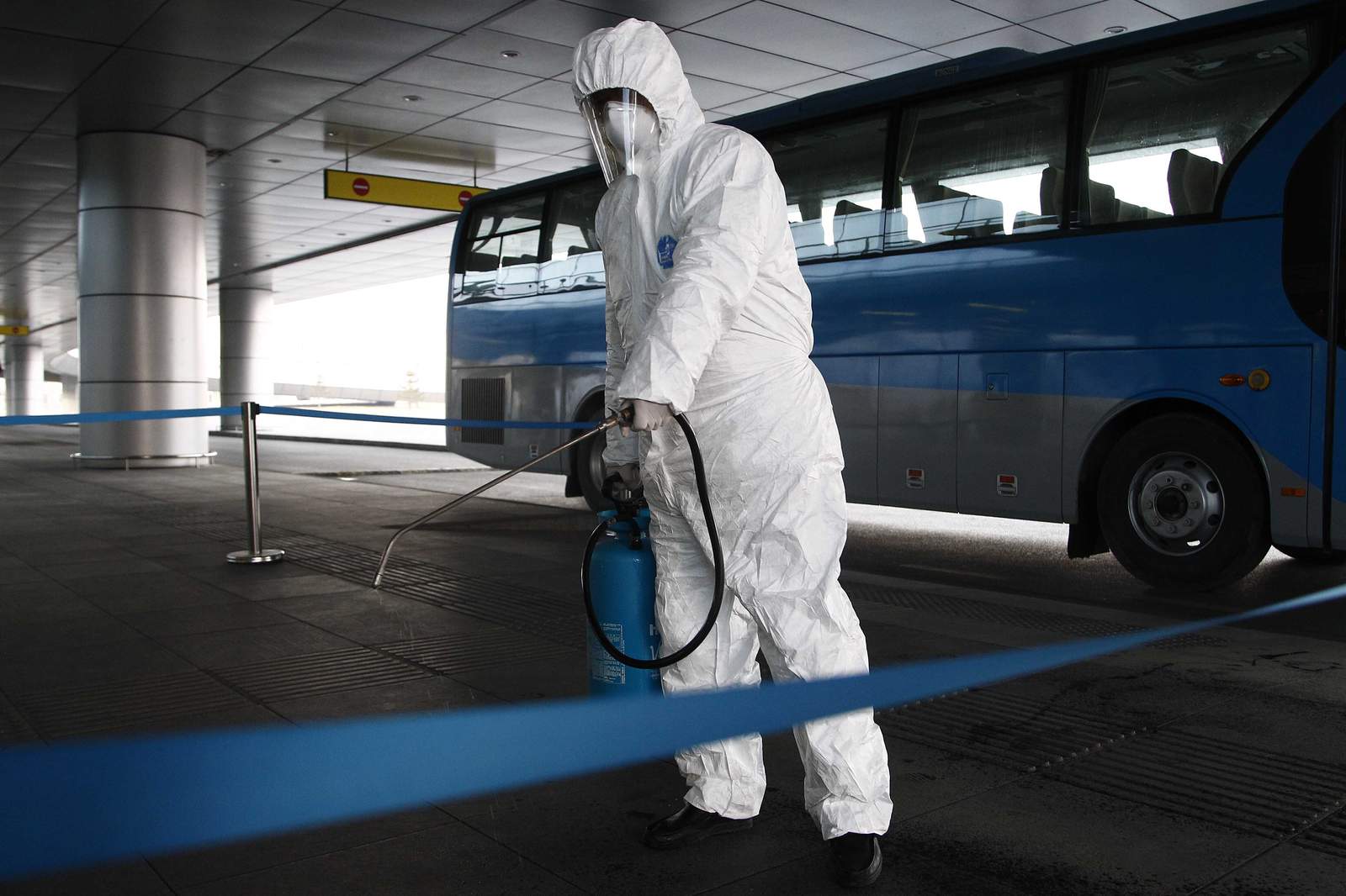 Unknowns of the new virus make global quarantines a struggle