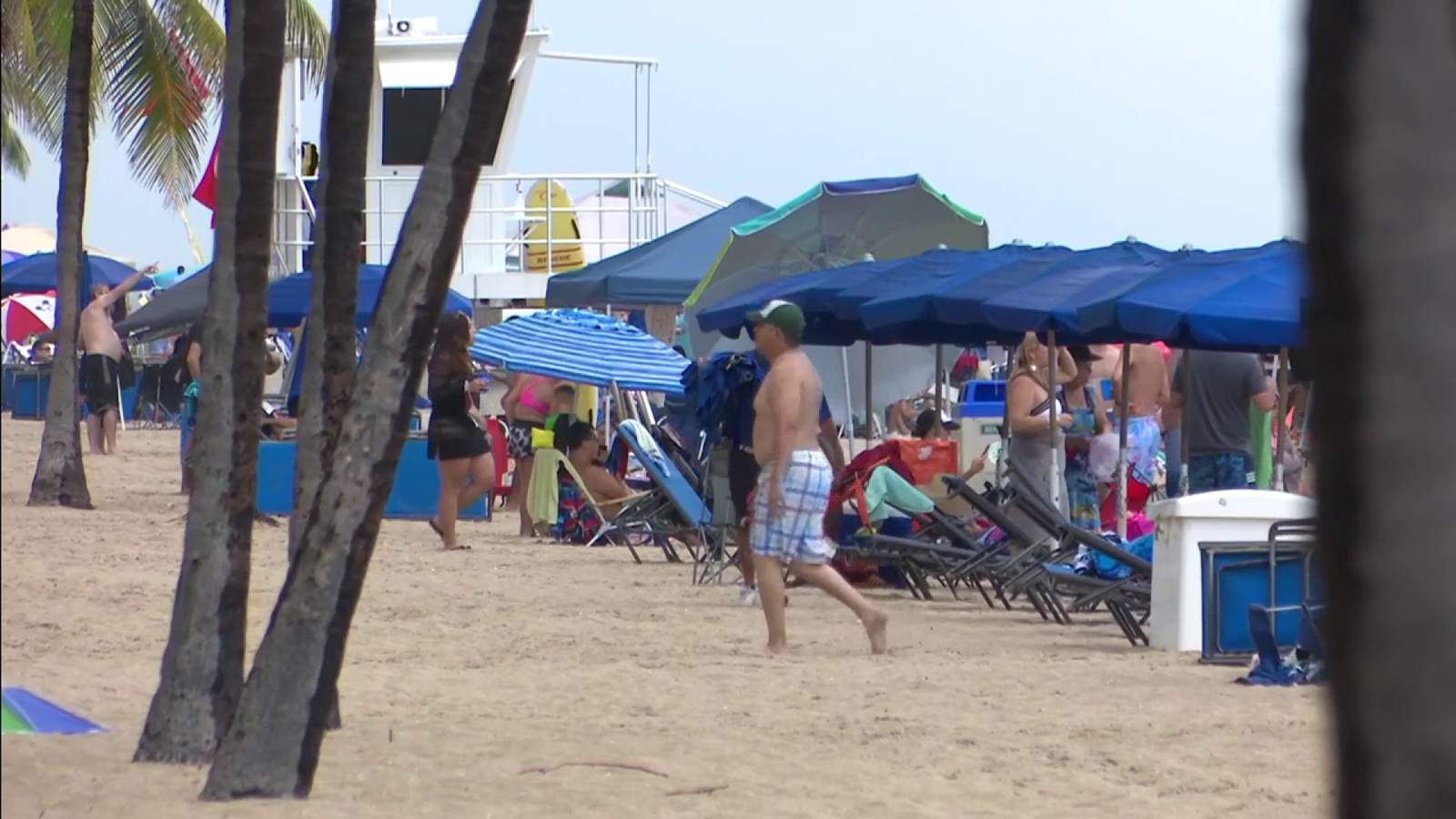 Coronavirus: Beaches crowded on Labor Day weekend as officials hope to avoid another spike
