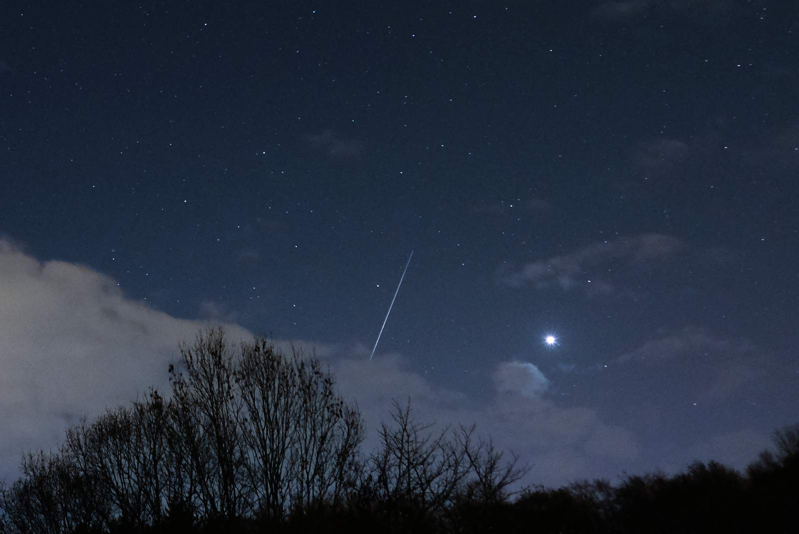 Your best bet for catching a breathtaking glimpse of the Leonid meteor shower this month