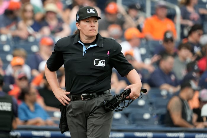 Jen Pawol Becomes MLB's First Female Umpire in Atlanta