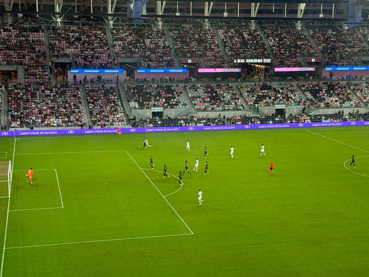 Image linked from the original feed: Miami draws against Colombus in Messi’s return to MLS action