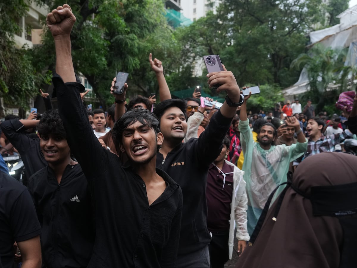 Image linked from the original feed: Indian activist Wangchuk ends 26-day hunger strike as 'Cockroach' protesters vow to press on