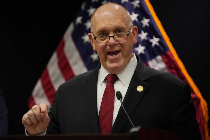 Trump's border czar pulling 700 immigration officers out of Minnesota immediately