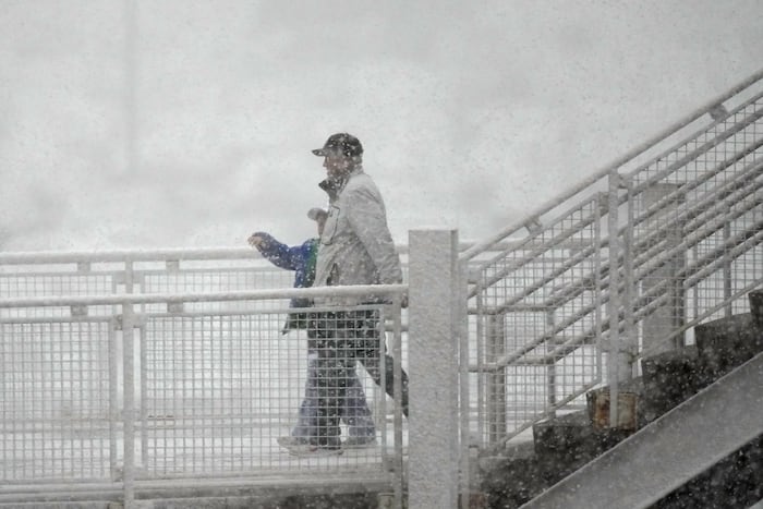 A late spring snowstorm slams Colorado, closing schools and disrupting commuters