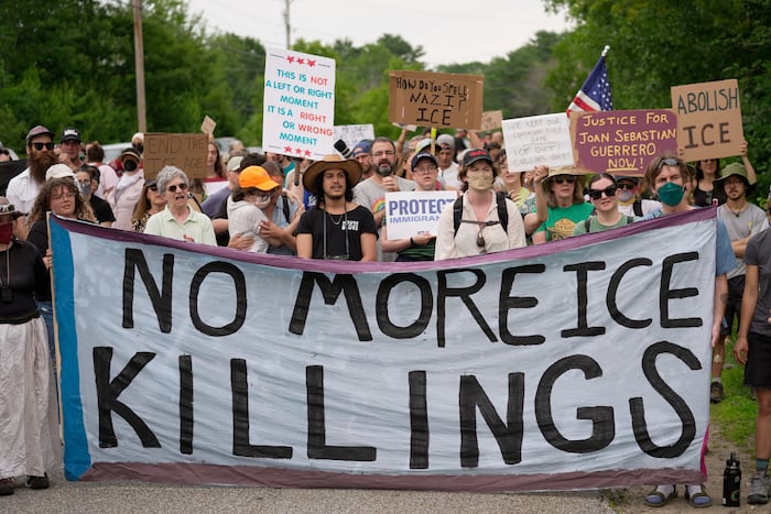 Trump administration orders ICE to suspend most vehicle stops after two deadly shootings: AP source