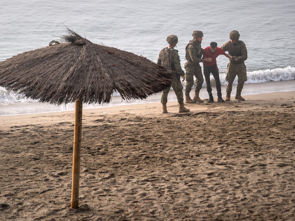 Image linked from the original feed: Death toll in Spain-Morocco border crisis in Ceuta reaches 67 as tens of thousands cross back