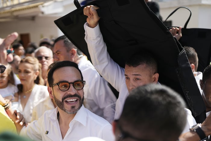 De la Espriella takes spotlight in Colombia's presidential race with promise of crime crackdown