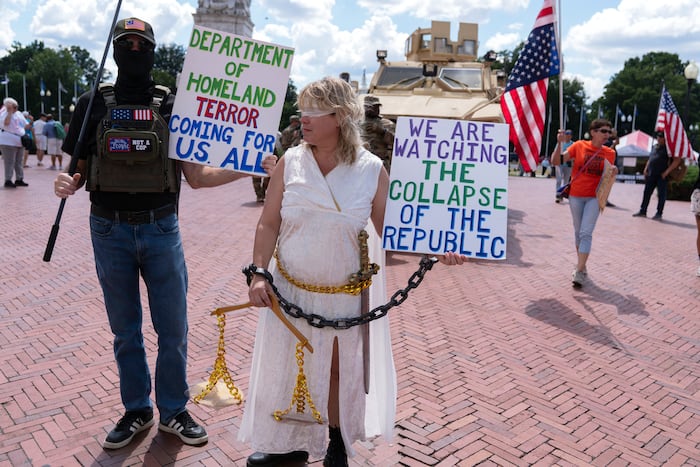 Thousands Protest Trump Policies in Multiple U.S. Cities on Labor Day