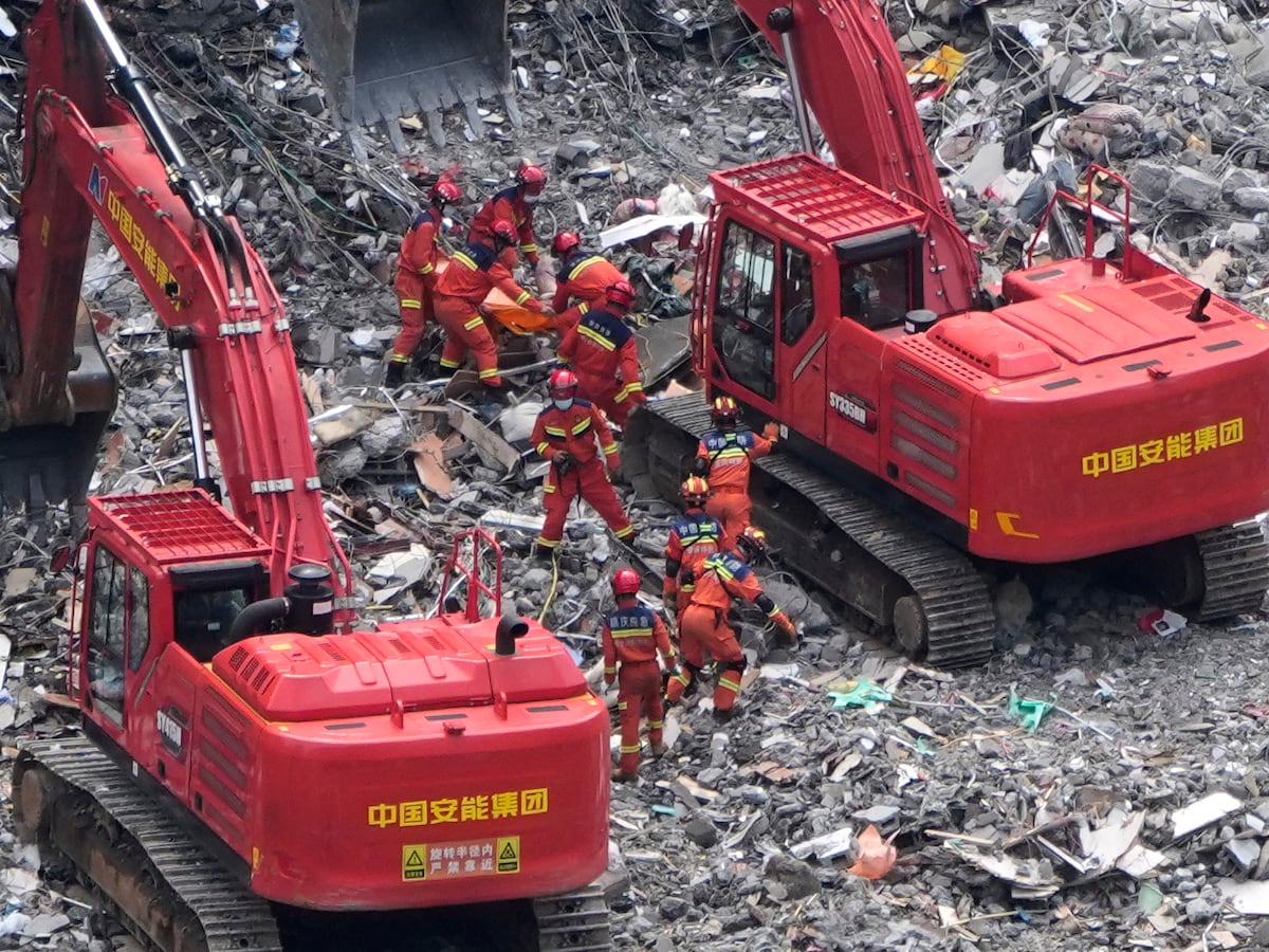Image linked from the original feed: Sube a 11 cifra de muertos por deslizamiento en suroeste de China; 50 personas desaparecidas