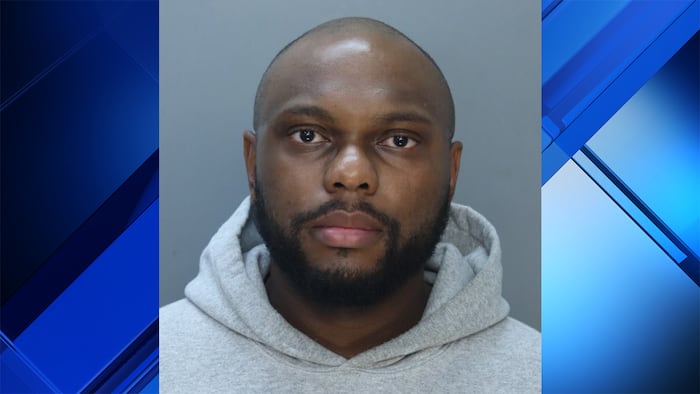 Miramar police sergeant accused of punching girlfriend in mouth after asking about their relationship status