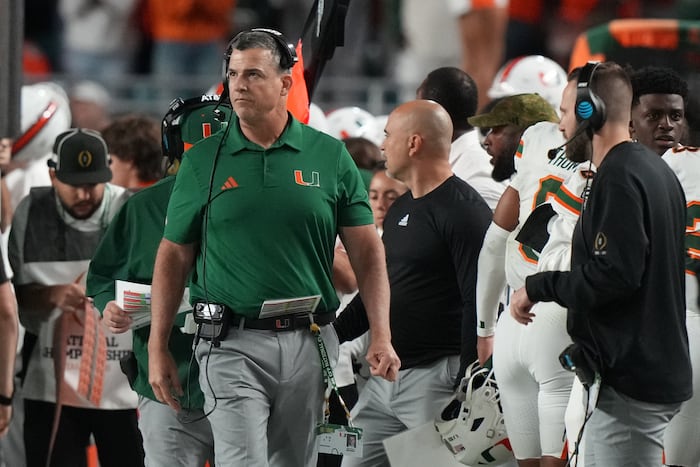 Miami Hurricanes sign Mario Cristobal to contract extension, per report
