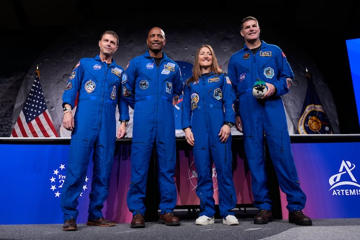 Artemis II astronauts praise their moonship's performance, especially the heat shield