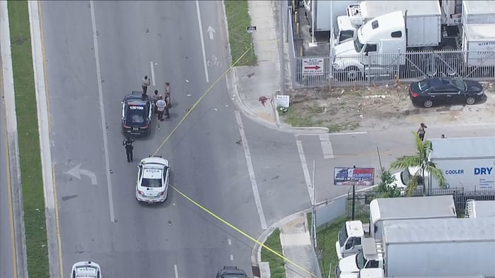 Miami-Dade deputies close part of Northwest 27th Avenue after shooting