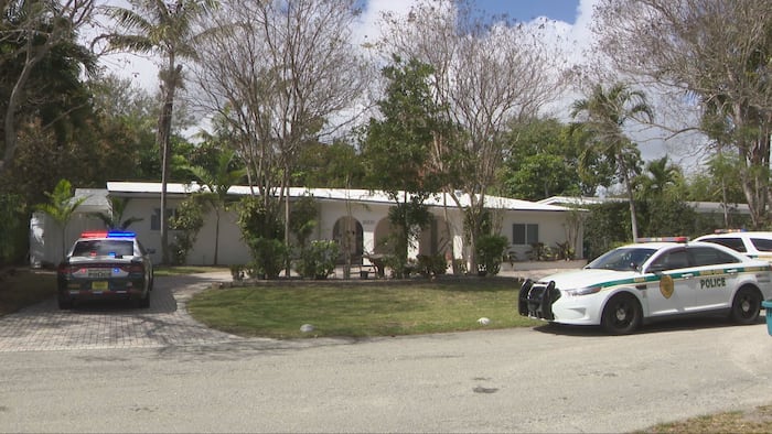 Girl, 4, drowns in northeast Miami-Dade pool
