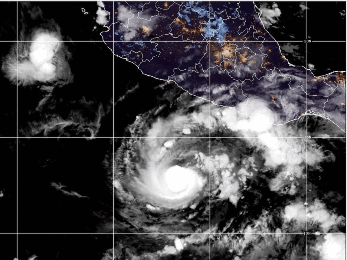 Hurricane Trudy strengthens to Category 2 as it approaches Mexico coast
