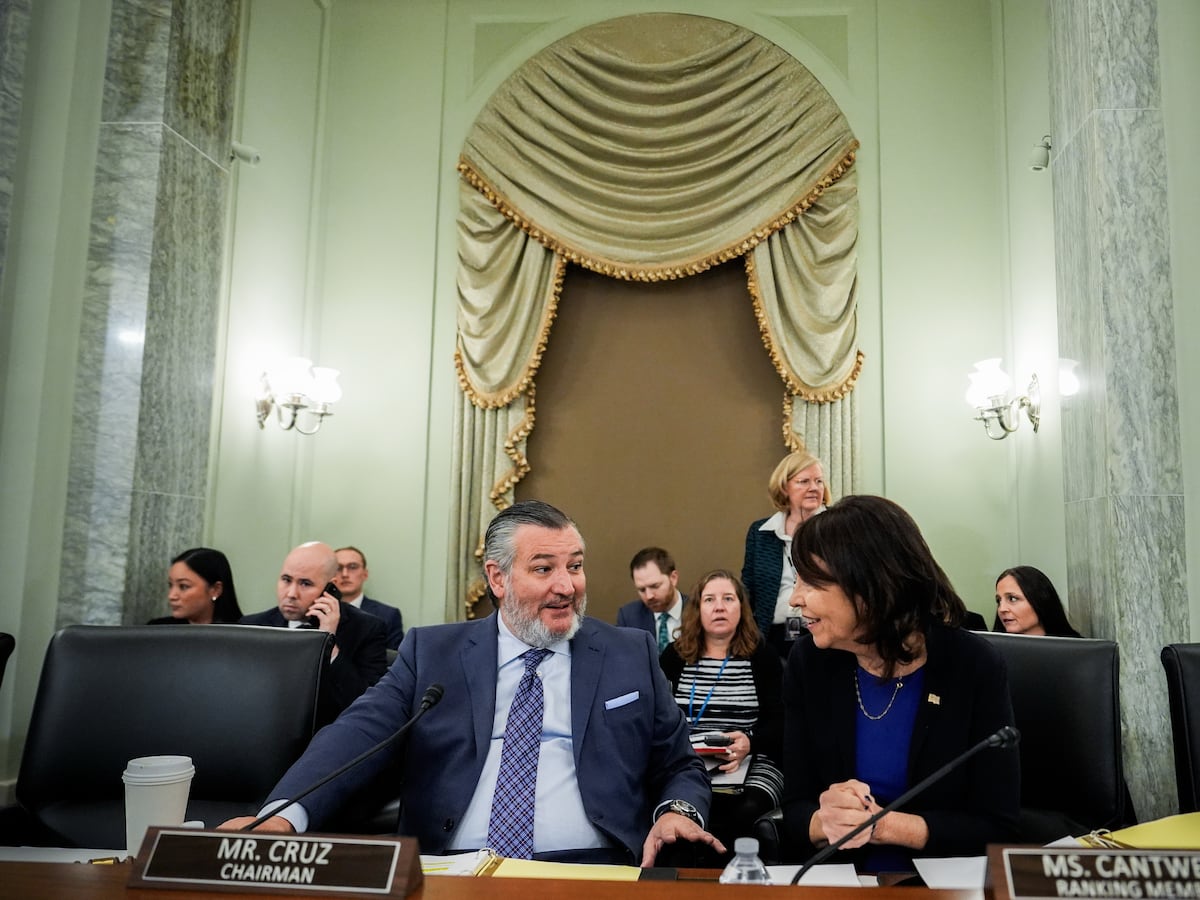 Image linked from the original feed: Senators still working with SEC, Big Ten on thorny issues involved in college sports bill