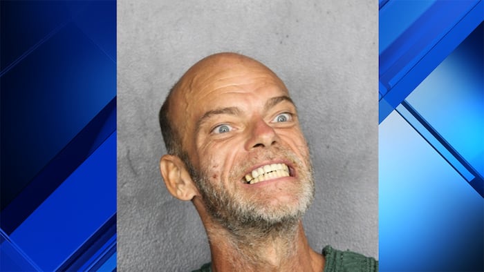 Knife-wielding man threatens rape, murder at Denny's in Margate, police say