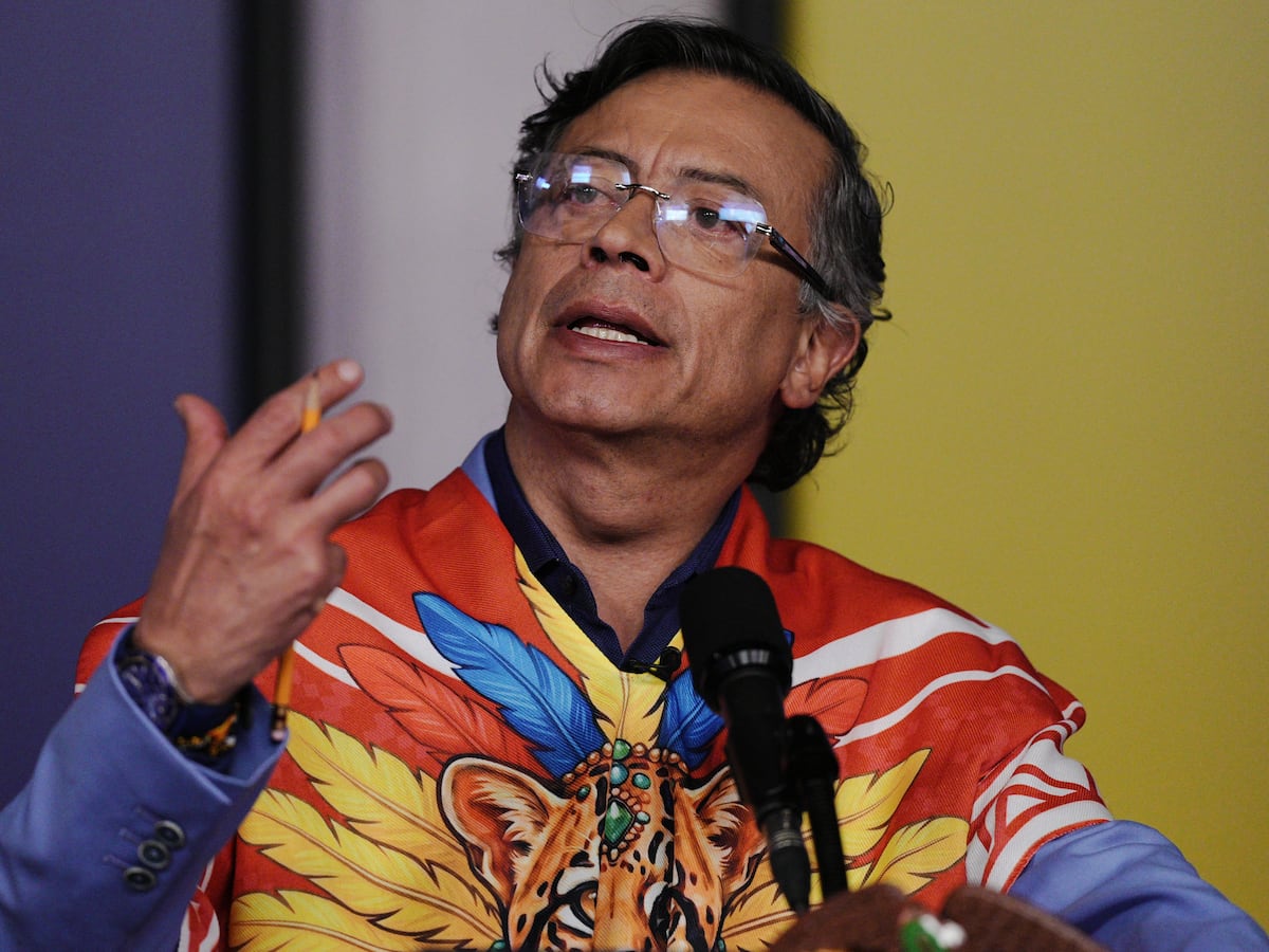 Image linked from the original feed: As Colombia prepares for presidential inauguration, outgoing leader doubles down on fraud claims