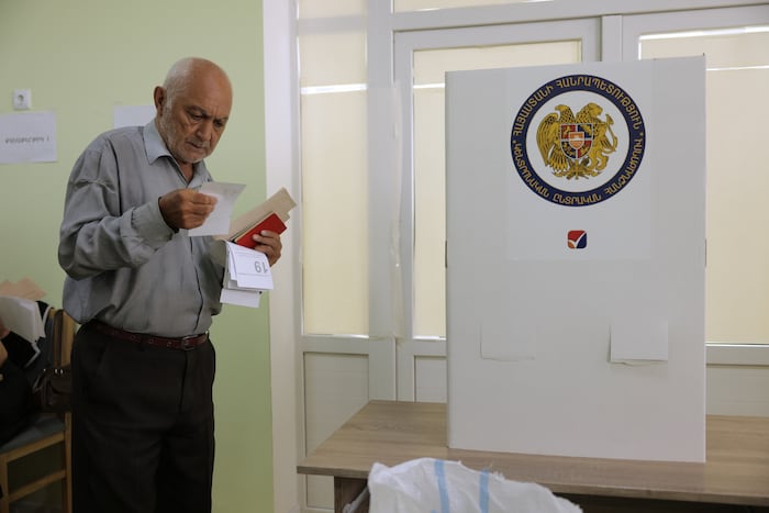 Armenians vote in general election under Russian pressure aimed at preventing a drift toward West