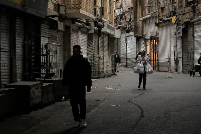 Iran launches new attacks targeting Israel and Gulf countries as it seeks to ramp up pressure on US