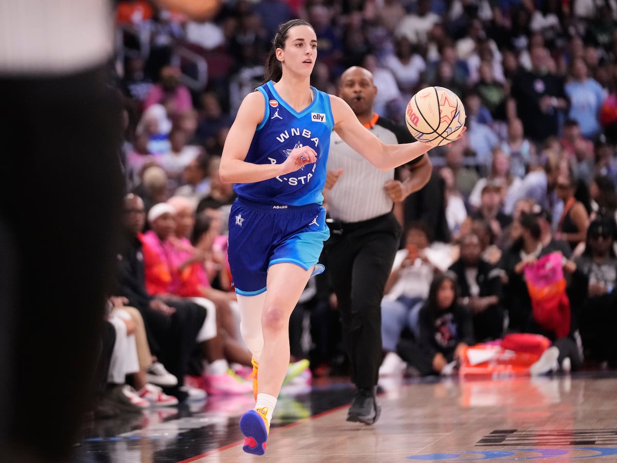 Image linked from the original feed: Caitlin Clark’s whirlwind All-Star weekend: Meeting Obama, then lighting up the game